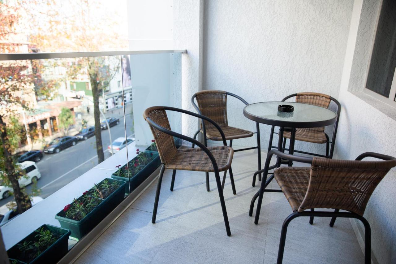 Libereco Aparthotel Batum Dış mekan fotoğraf